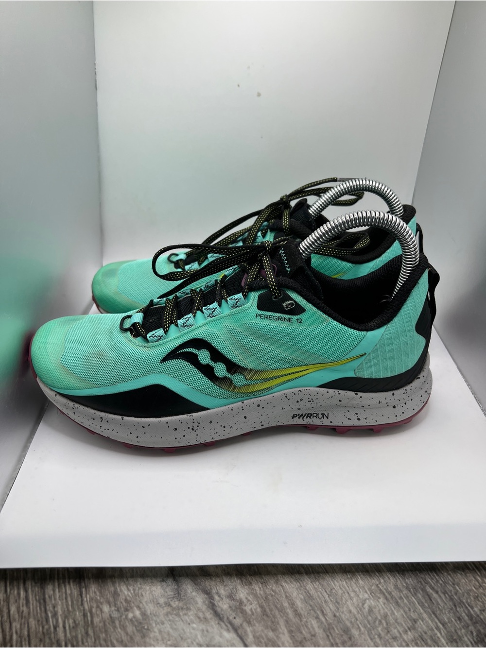 Women’s Saucony Peregrine 12 Trail Running Shoes Size 7.5